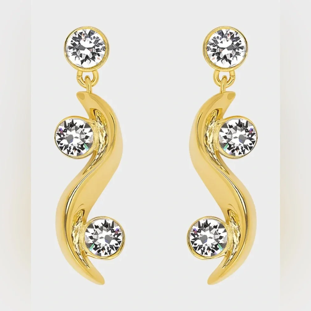Oscar de la Renta Crystal Wave Earrings Gold with Clear Crystals